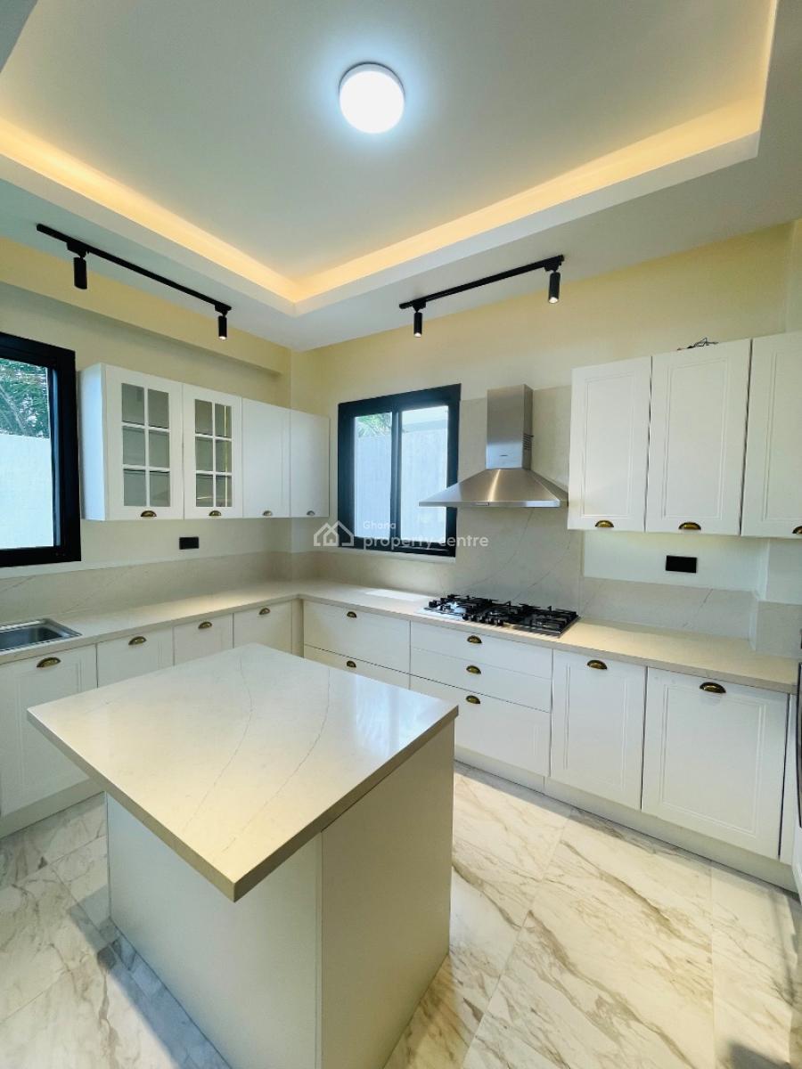 4 Bedroom Penthouse, Cantonments, Accra, Townhouse for Rent