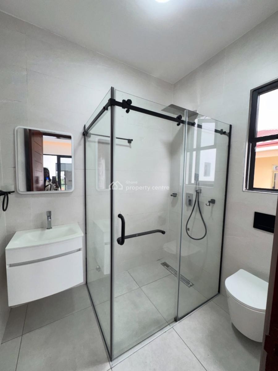 Executive 4 Bedroom, Oyarifa, La Nkwantanang Madina Municipal, Accra, House for Sale