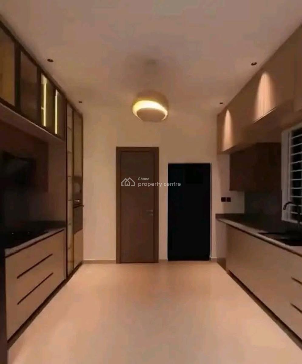 Modern 3-bedroom +bq @ East Legon Hill, East Legon Hills, East Legon, Accra, Townhouse for Sale