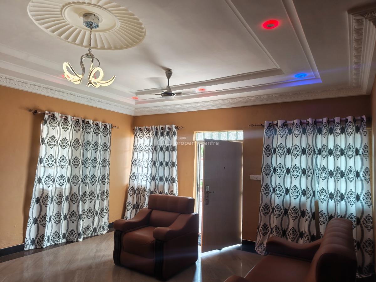 4 Bedrooms House ( 3 Air-conditions), Ahenama Kokoben, Near Santasi., Kumasi Metropolitan, Ashanti, House for Rent