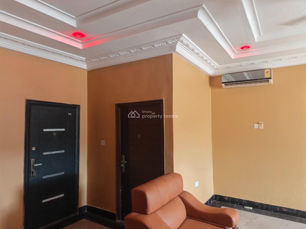 4 Bedrooms House ( 3 Air-conditions), Ahenama Kokoben, Near Santasi., Kumasi Metropolitan, Ashanti, House for Rent
