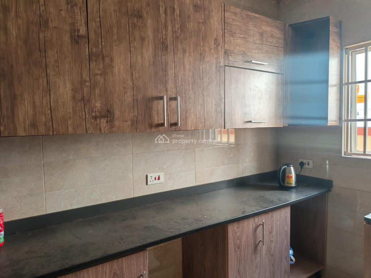 4 Bedrooms House ( 3 Air-conditions), Ahenama Kokoben, Near Santasi., Kumasi Metropolitan, Ashanti, House for Rent