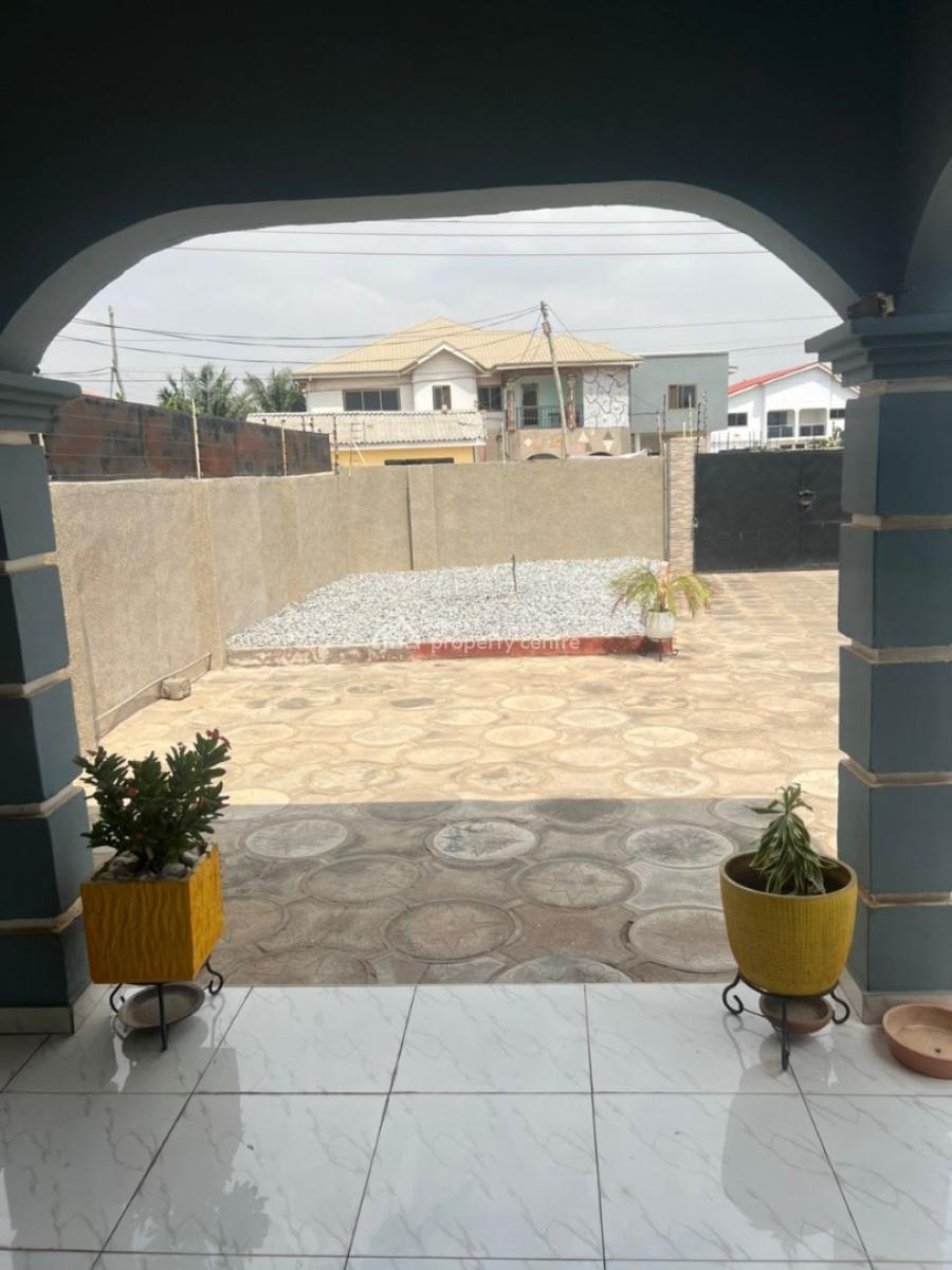 3-bedroom Executive Home  Full Plot  Baatsona, Spintex, Baatsonaa, Spintex, Accra, House for Sale