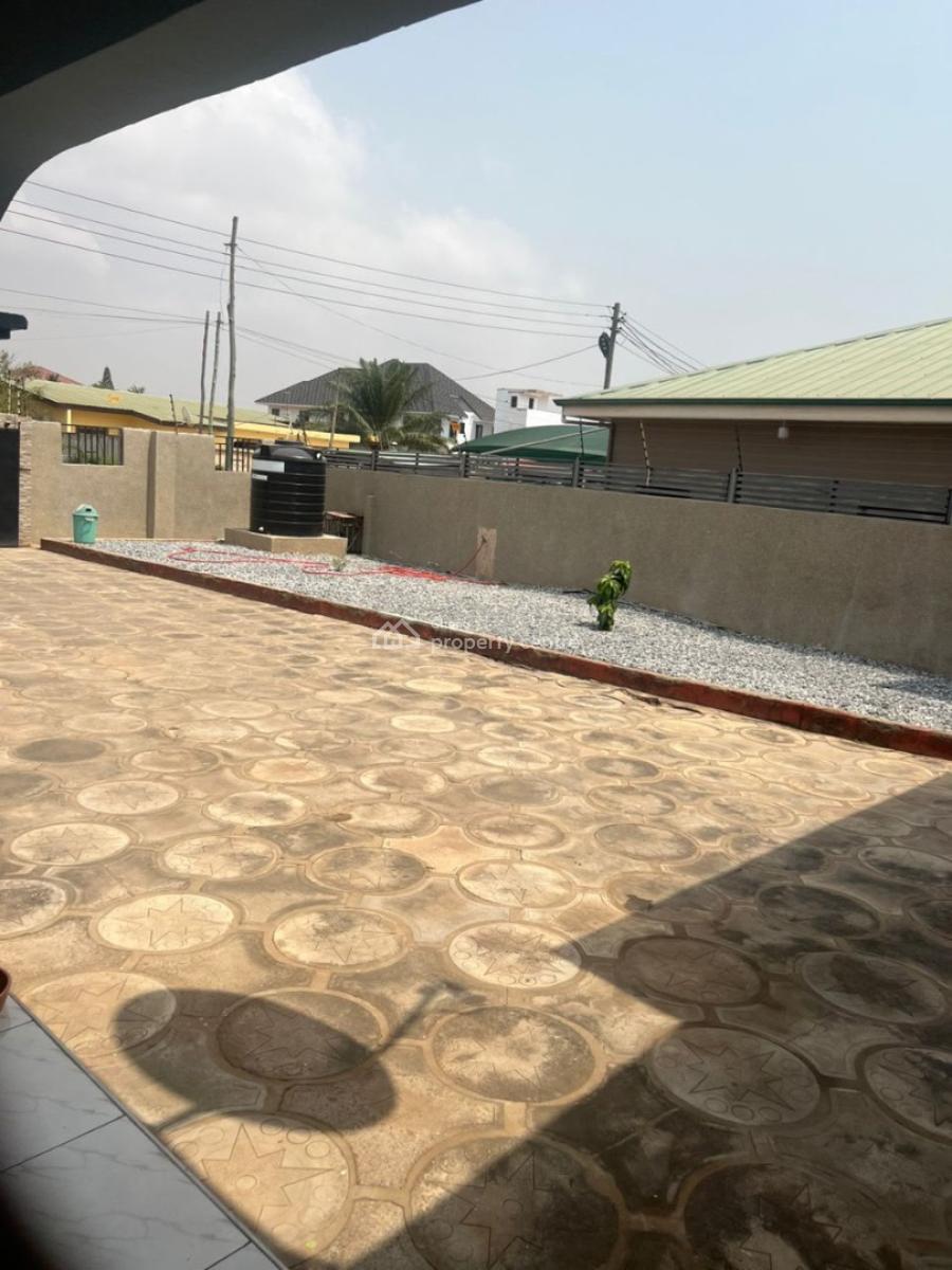 3-bedroom Executive Home  Full Plot  Baatsona, Spintex, Baatsonaa, Spintex, Accra, House for Sale