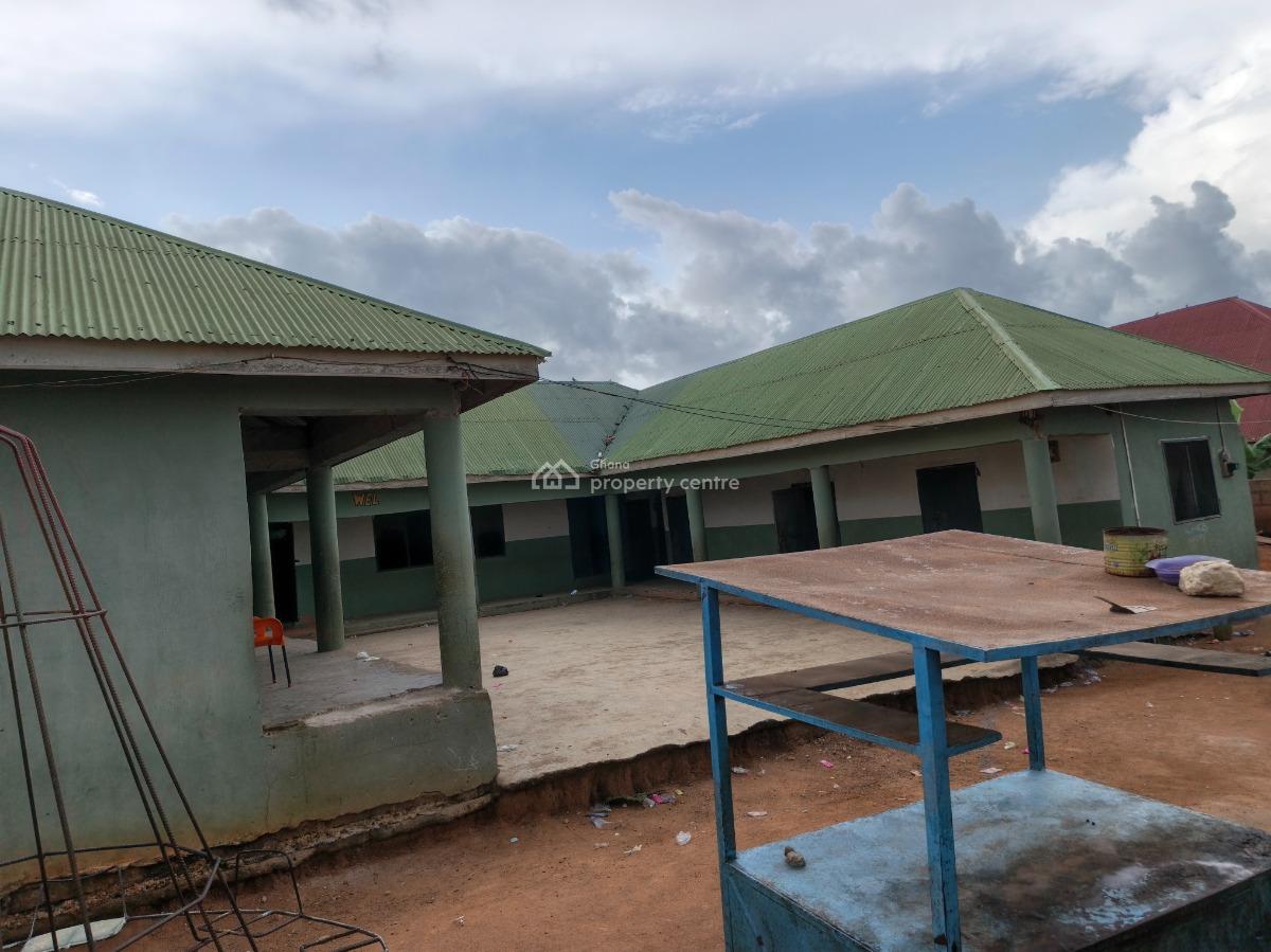 School.     ( English & Arabic). Operational, Kenyasi Achiase, Kumasi Metropolitan, Ashanti, School for Sale