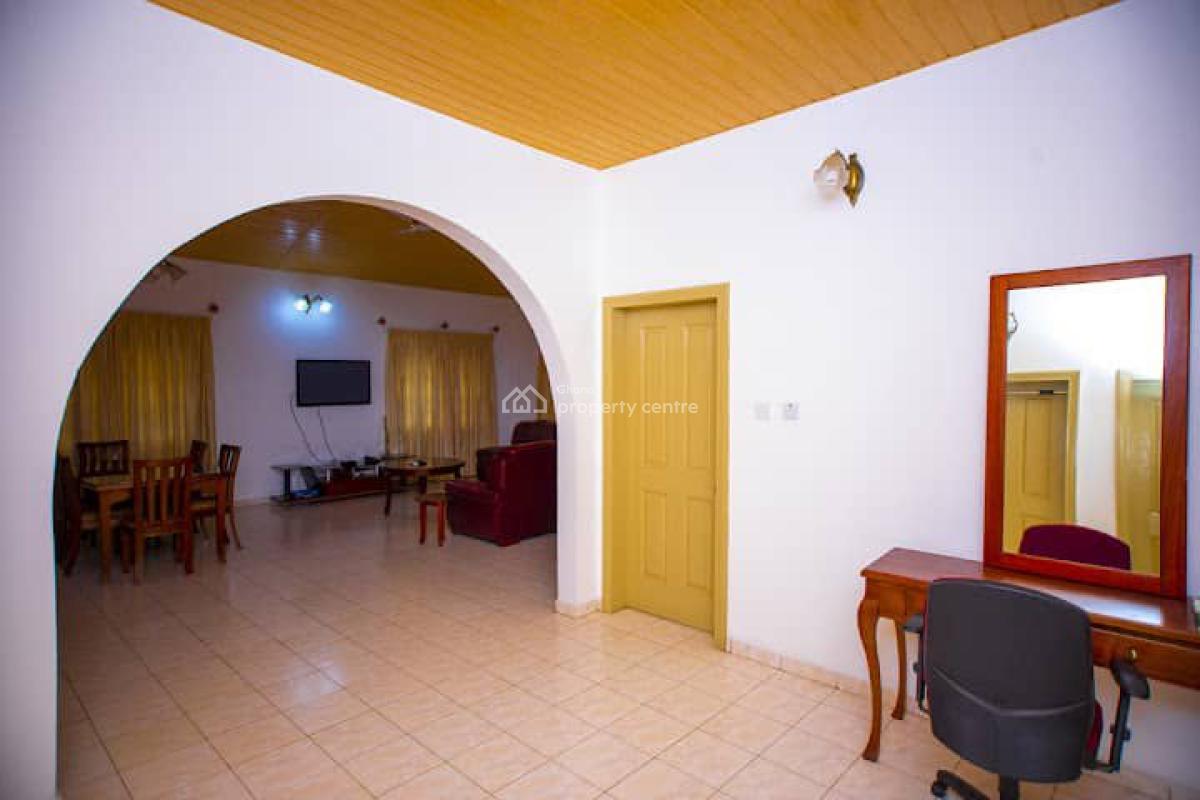 3 Bedroom House with Outhouse at Regimanuel Gray Estate, East Airport, Regimanuel Gray Estate, East Airport, Airport Residential Area, Accra, House for Sale