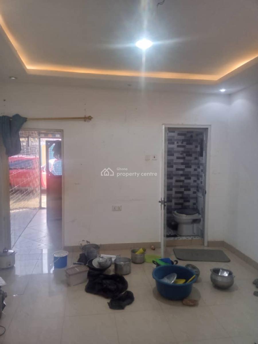 One Bedroom  Apartment, Teshie Bushroad, Teshie-nungua Estates, Accra, House for Rent