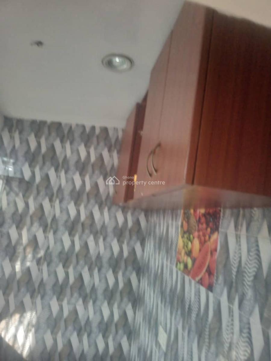 One Bedroom  Apartment, Teshie Bushroad, Teshie-nungua Estates, Accra, House for Rent
