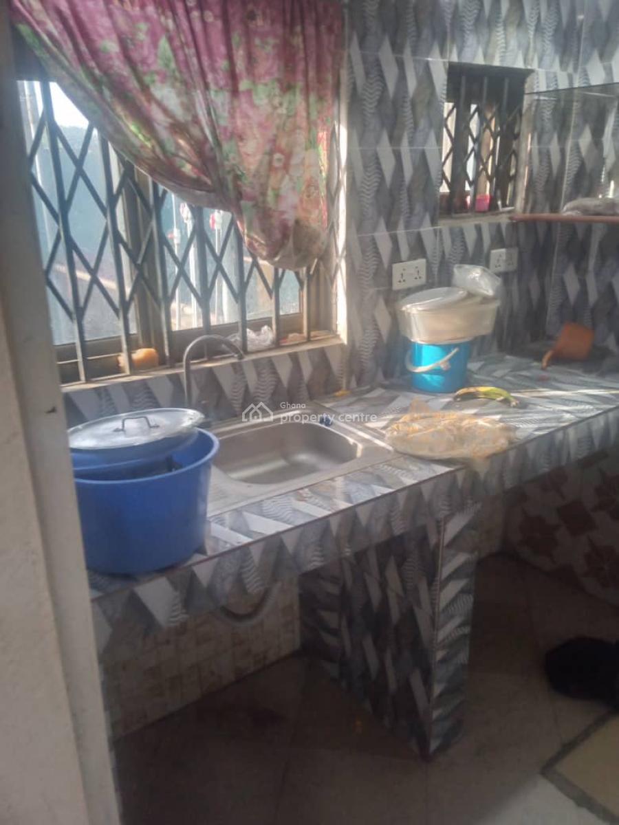 One Bedroom  Apartment, Teshie Bushroad, Teshie-nungua Estates, Accra, House for Rent