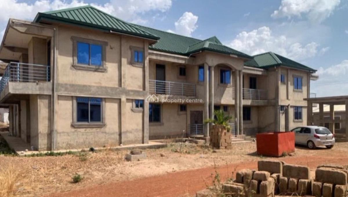 Hostel, 21 Bedrooms, Uds Wa Campus ( University for Development Studies), Wa Municipal District, Upper West Region, Hostel for Sale