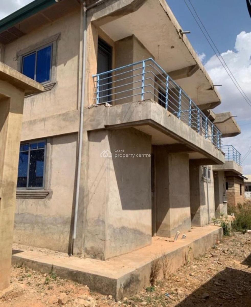 Hostel, 21 Bedrooms, Uds Wa Campus ( University for Development Studies), Wa Municipal District, Upper West Region, Hostel for Sale