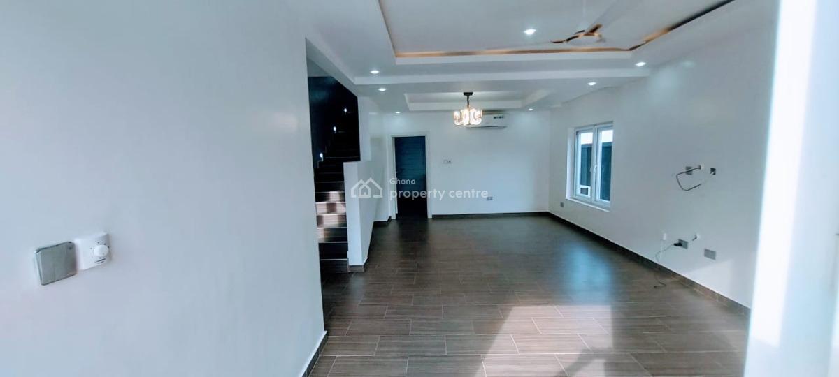Beautiful 3 Bedrooms, Oyarifa, La Nkwantanang Madina Municipal, Accra, Terraced Duplex for Rent