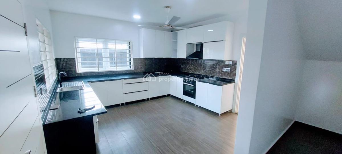 Beautiful 3 Bedrooms, Oyarifa, La Nkwantanang Madina Municipal, Accra, Terraced Duplex for Rent