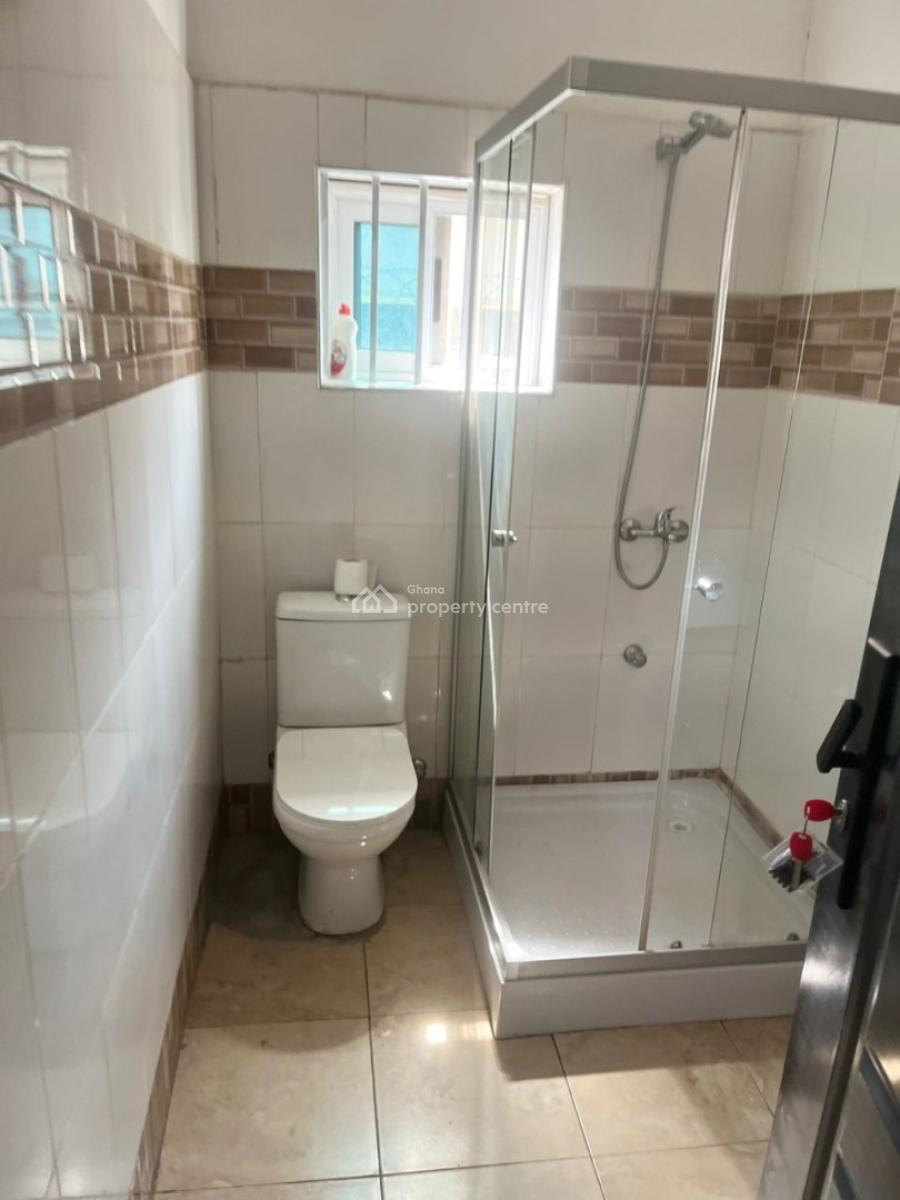 3 Bedrooms, Labadi Tradfare, La (labadi), La Dade Kotopon Municipal, Accra, Detached Duplex for Rent