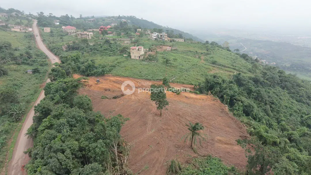 Registered-Acre Plots of Land — Aburi, Akuapim South Municipal, Eastern Region