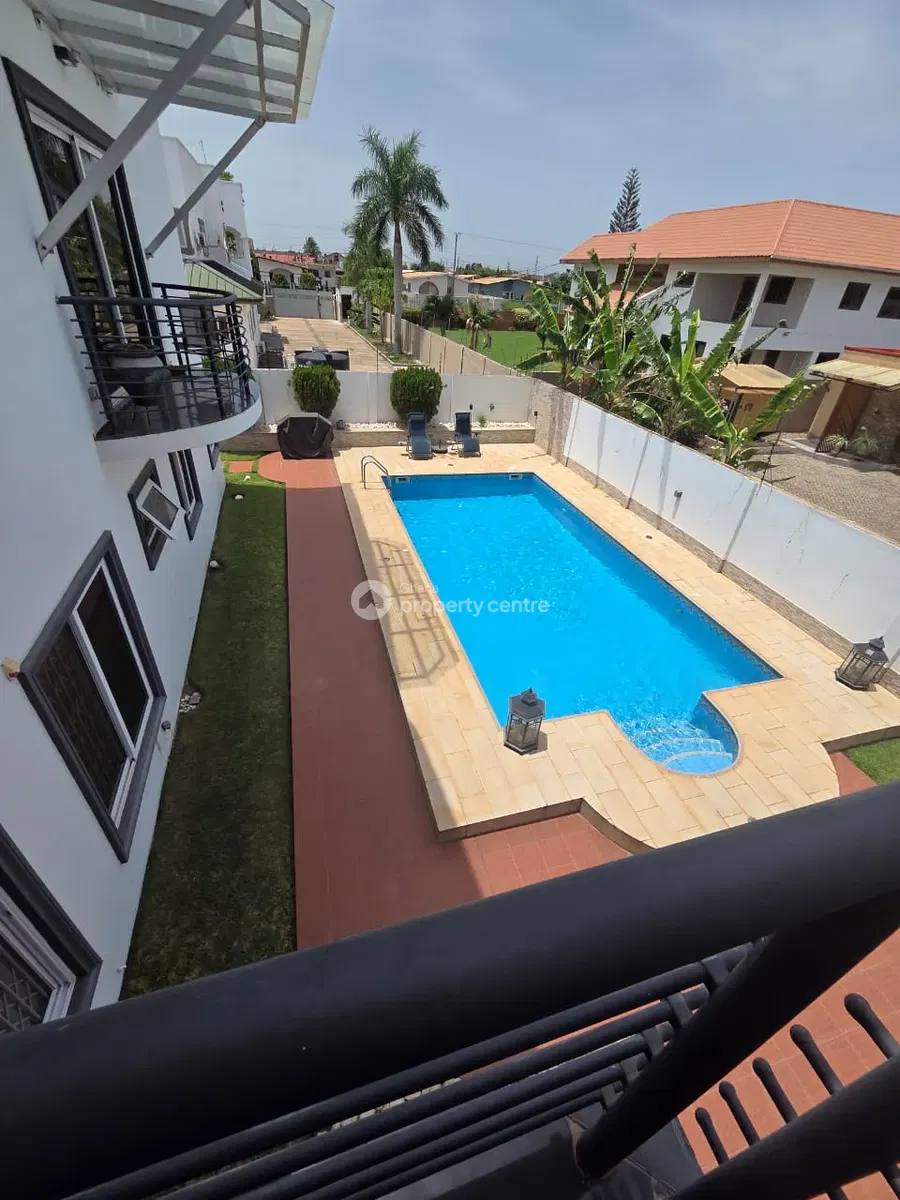 5 Bedroom Mansion — Community 20, Tema, Accra