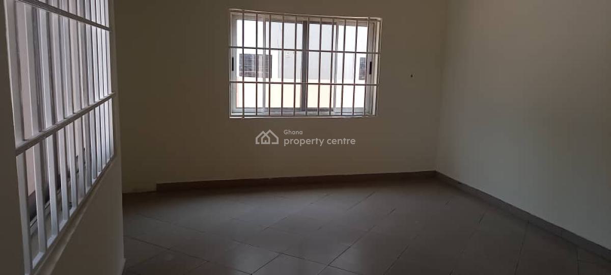2 Bedroom Apartment, Ako Adjei, Osu, Accra, Apartment for Rent