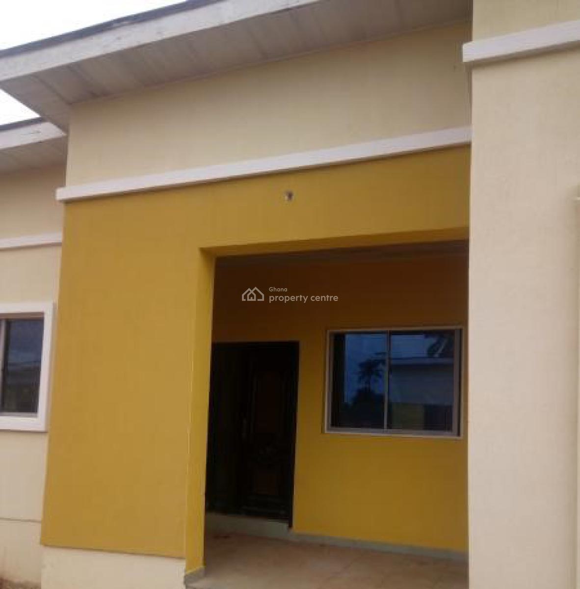 3 Bedroom House, Nyaniba Estate, Osu, Accra, House for Rent