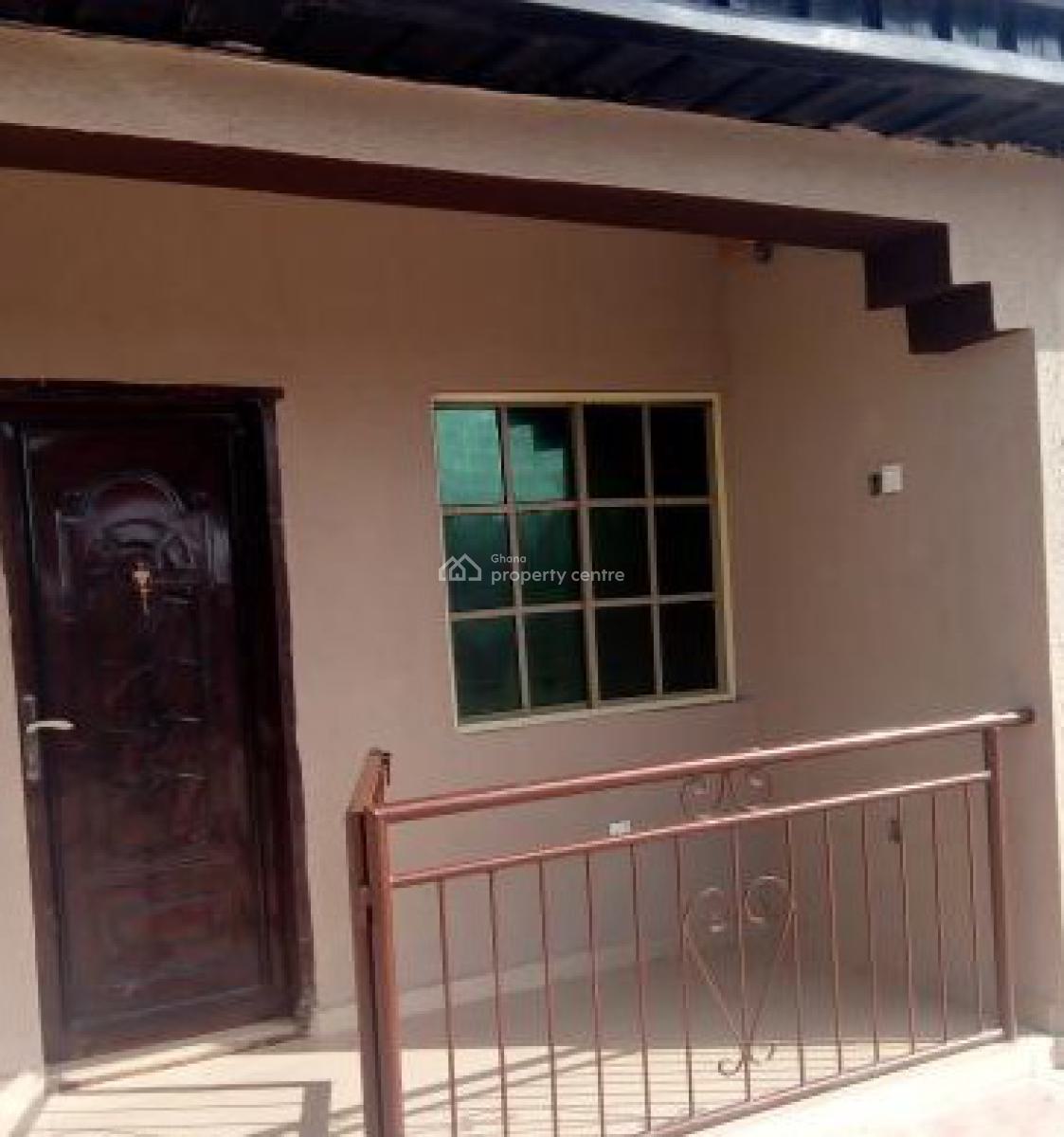 3 Bedroom Apartment, R E, Oxford Street, Osu, Accra, Apartment for Rent