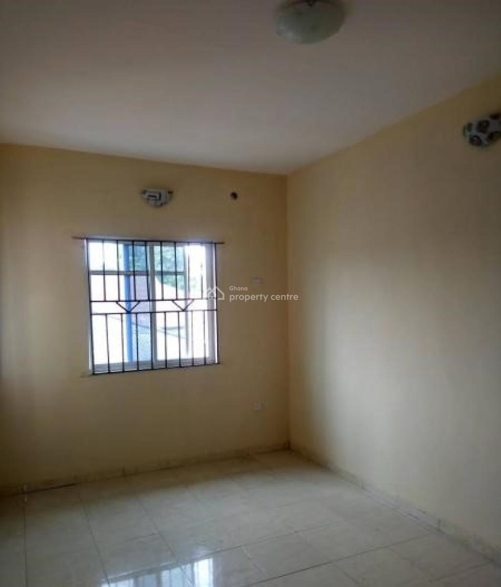 3 Bedroom Apartment, R E, Oxford Street, Osu, Accra, Apartment for Rent