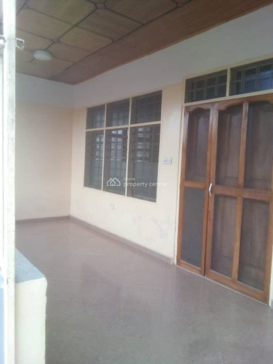 3 Bedroom House, Osu Ako Adjei, Osu, Accra, House for Sale