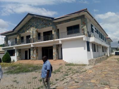 18 Rooms