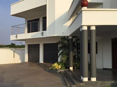 Luxurious 6 Bedrooms House — East Legon, Accra
