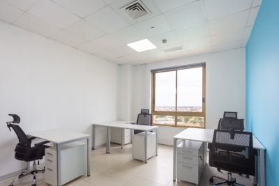 Private Office Space for 1 Person in Regus Movenpick, Presidential Floor, Mövenpick Ambassador Hotel, Independence Avenue, Accra Metropolitan, Accra, Office Space for Rent