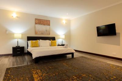 3-bedroom, No 11 Kwabena Duffour Road, Airport Residential Area, Accra, Apartment for Rent