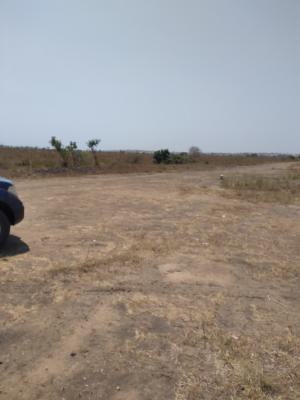 Live Close to The Coast, Far From The Noise, Solomon Court, African Ancestral Walls, Ningo Prampram District, Accra, Mixed-use Land for Sale