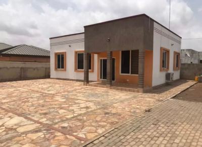 2 Bedroom House Lakeside Comm 8, Lakeside Community 8, Adenta Municipal, Accra, House for Rent