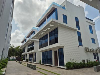 Serviced 4 Bedroom Townhouse in a Gated Community, Cantonments, Accra, Townhouse for Rent