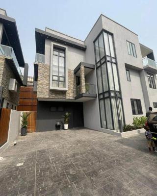 Detached 4 Bedroom Duplex with Private Pool in a Gated Community, Cantonments, Accra, Detached Duplex for Sale