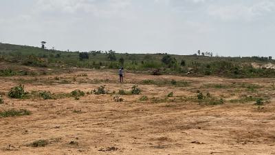 Heavy Discount Slots on Half Plots at Tema Community 25, Community 25 Mall, Tema, Accra, Mixed-use Land for Sale