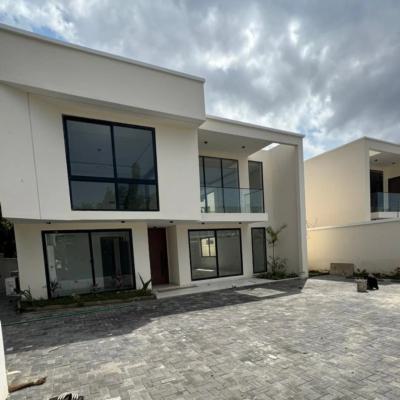 Executive 4 Bedrooms, Cantonments, Accra, House for Sale