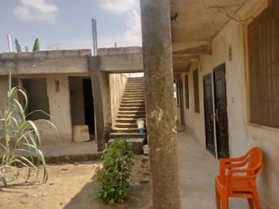 4 Units of Chamber and Hall at Ablekuma, Canada, Ablekuma South, Accra Metropolitan, Accra, Apartment for Sale