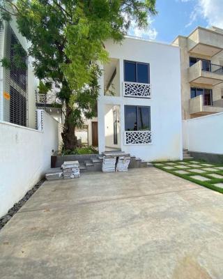 Detached 4 Bedroom Duplex with Staff Quarters, East Airport, Airport Residential Area, Accra, Detached Duplex for Sale