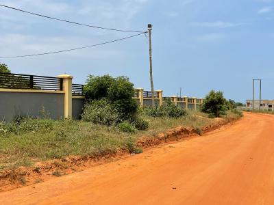 Family-ready Plots in Solomon Court, Prampram, African Ancestral Walls, Ningo Prampram District, Accra, Mixed-use Land for Sale