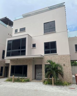 3 Bedroom Townhouse with Staff Quarters in a Gated Community with Pool, Airport Residential Area, Accra, Townhouse for Rent