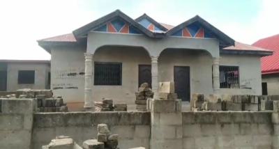 5 Bedrooms, Aboaso, Near Mampongteng., Kumasi Metropolitan, Ashanti, House for Sale