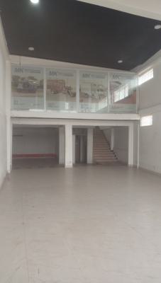 Showroom/warehouse in a Prime Location Facing The Main Road, Spintex, Accra, Warehouse for Rent