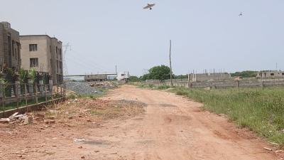 Clean Land Near The Beach - Cedar Court, Comm.25, Adom Estate Road, Community 25, Tema, Accra, Mixed-use Land for Sale