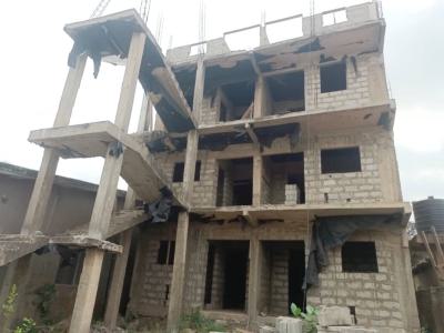 18 Units of Chamber N Hall at School Junction, School Junction, Ashaley Botwe, Adenta Municipal, Accra, Apartment for Sale