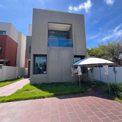 Executive Self Compound 4 Bedroom, East Legon, Accra, House for Rent