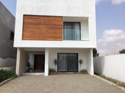4 Bedroom Townhouse in a Gated Community, Sakumono, Tema, Accra, Townhouse for Sale