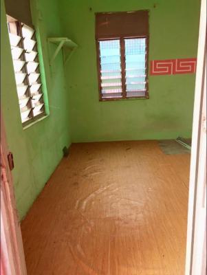 Nice Single Room, Melcom Shopping Mall, Labadi-aborm, Accra, Apartment for Rent