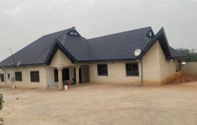 4 Bedrooms, Asuofia Asaaman, on Abrepo Barekese Road., Kumasi Metropolitan, Ashanti, House for Sale