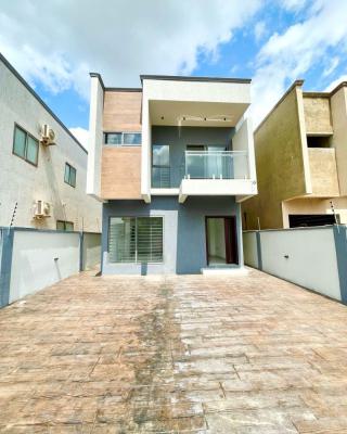Executive Newly Built 4 Bedrooms, Oyarifa, La Nkwantanang Madina Municipal, Accra, House for Sale