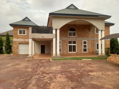 5 Bedrooms, Paraku Estate, Near Ahodwo., Kumasi Metropolitan, Ashanti, House for Sale
