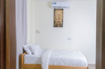 1br Studio Apartment Near Airport - Ghc160/day  All-inclusive, East Airport, Airport Residential Area, Accra, Apartment Short Let